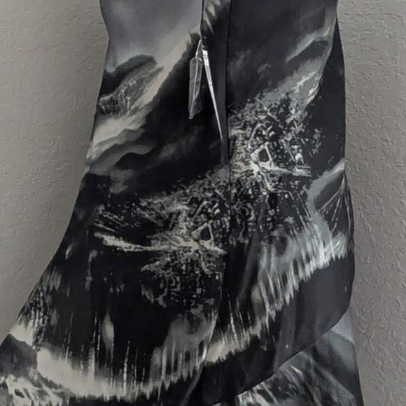 BCBGMaxAzria Strapless Black and Gray Abstract Print Dress - Picture 7 of 8